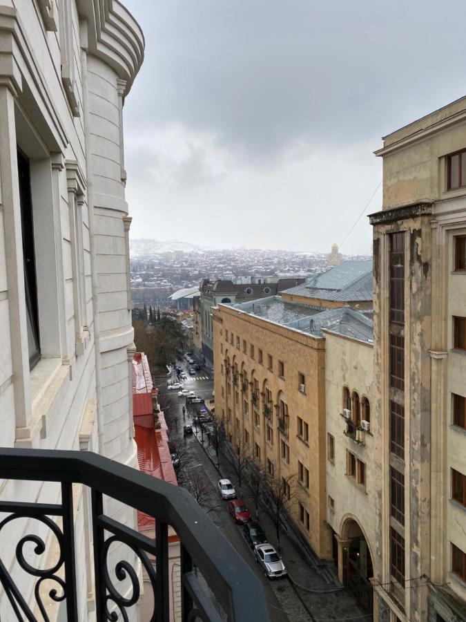 Parliament On Rustaveli Studio Tbilisi Exteriér fotografie
